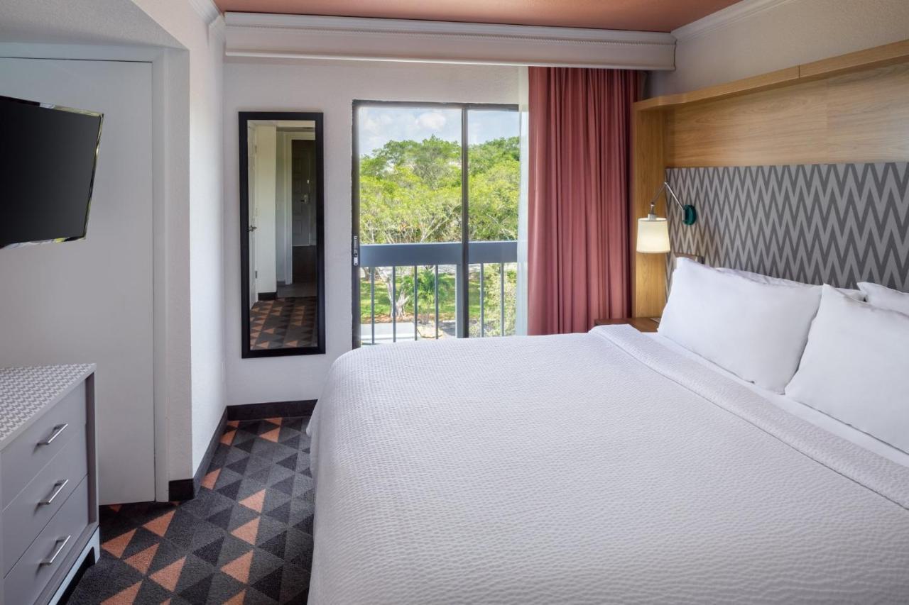 Inn&suites - North Hotel 3*