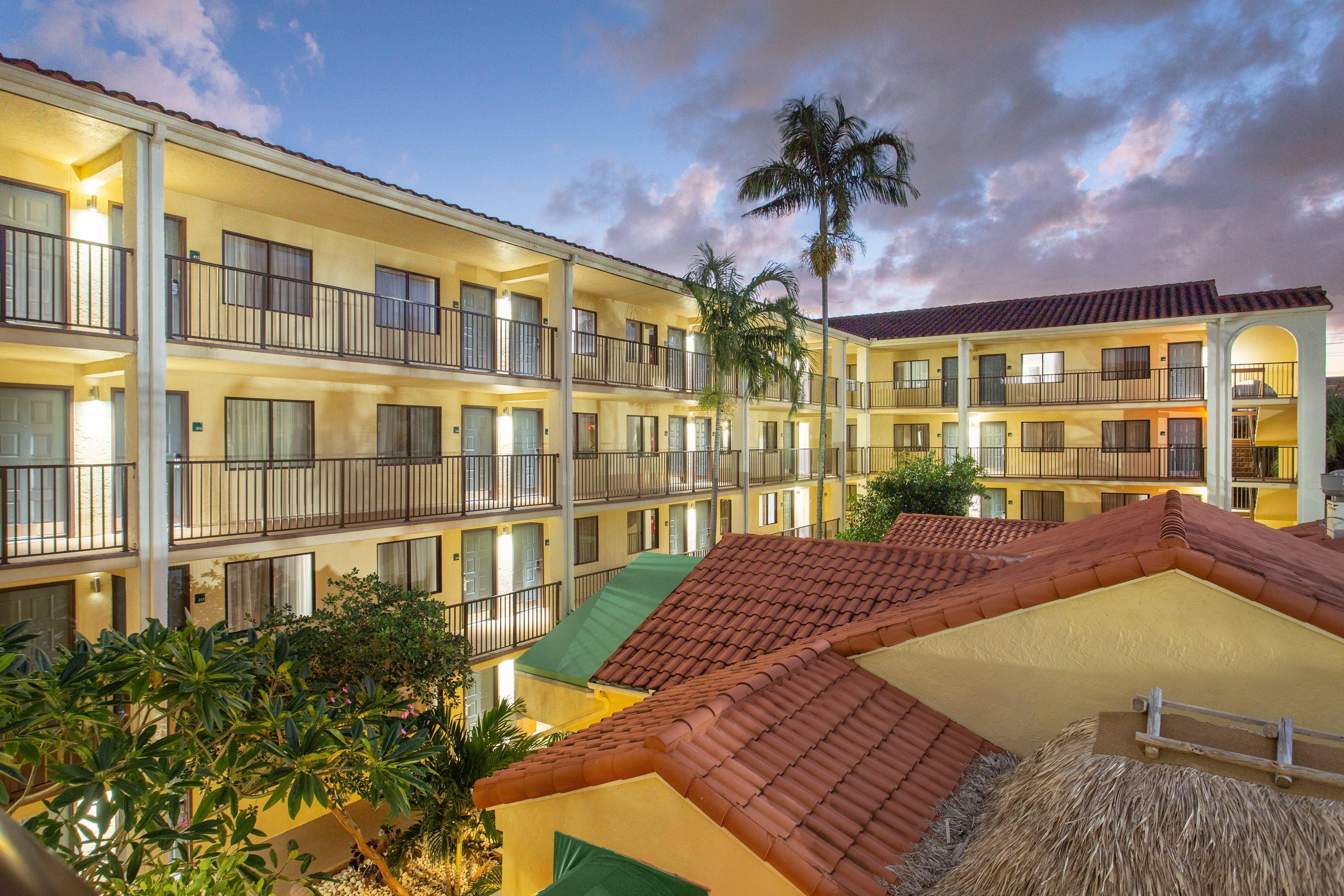 Hotel Inn&suites - North