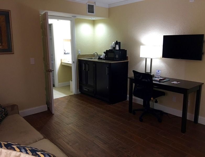 Inn&suites - North