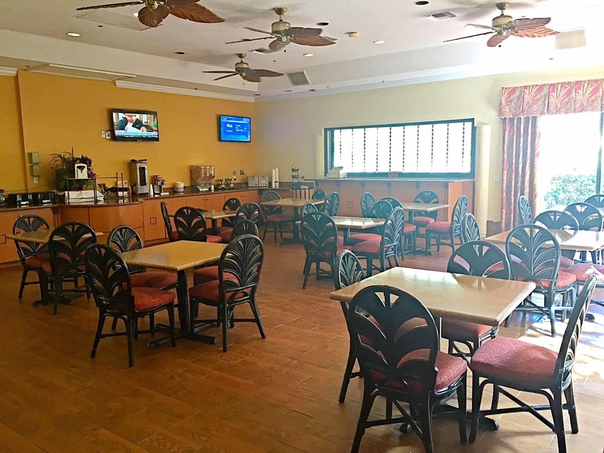 Inn&suites - North Boca Ratón